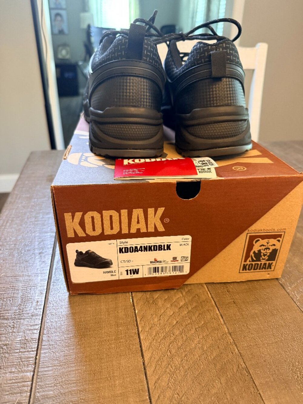 Kodiak Ramble Composite Safety Toe Work Shoes | Men's Size 11W | Black | New in